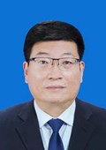 岳小龙